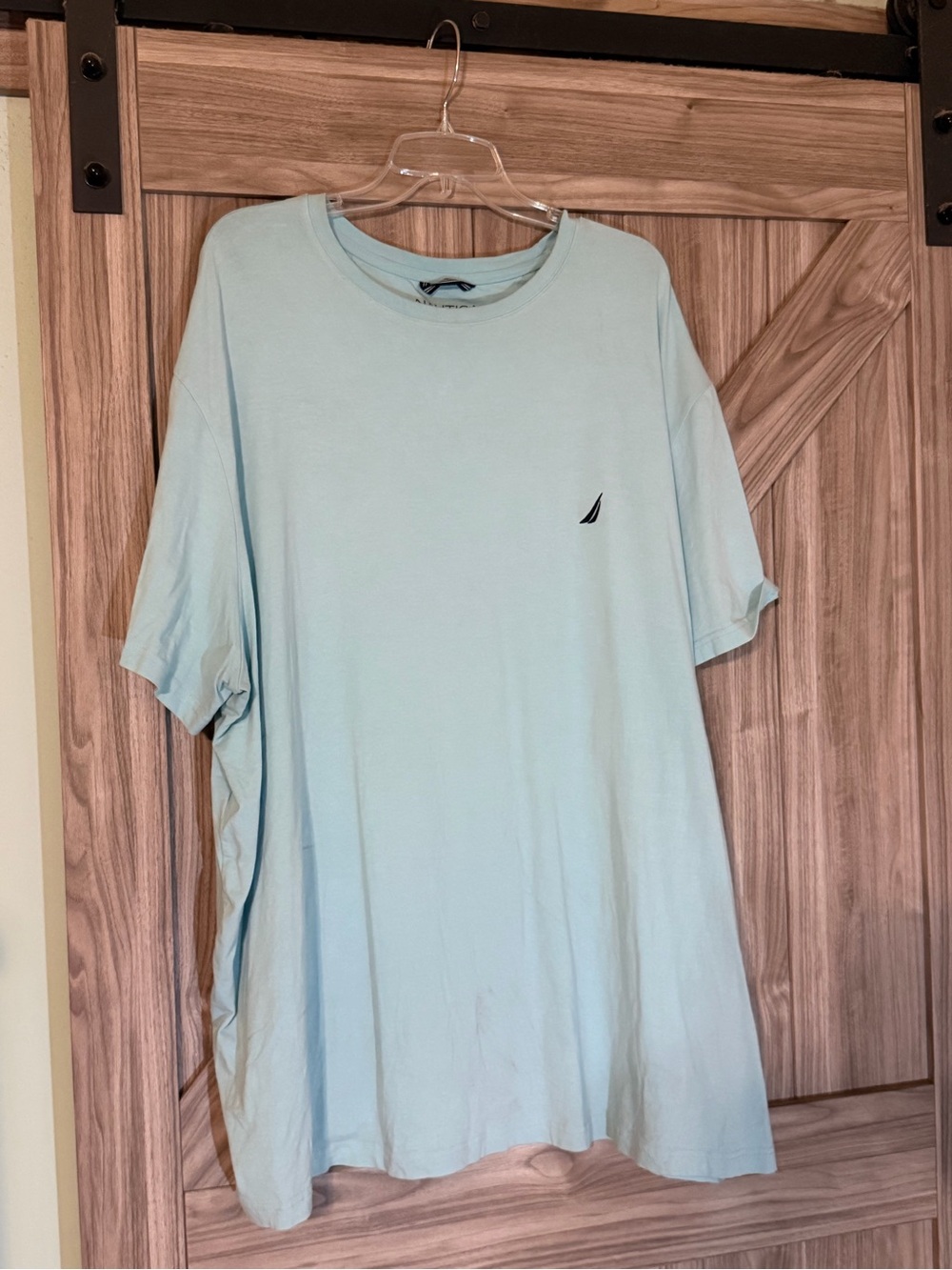 Nautica Men’s Pale Blue Short-Sleeve Crewneck Tee